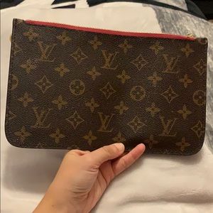 Louis Vuitton Neverfull Pouch